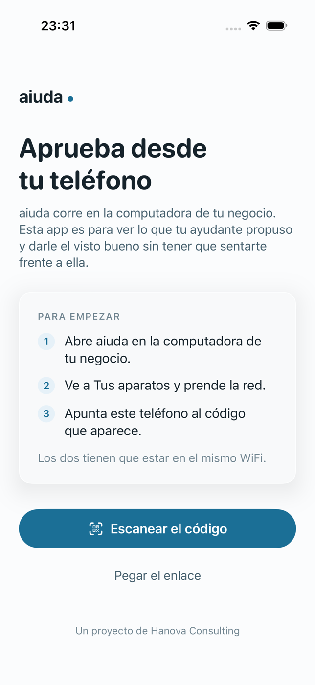 Pantalla de bienvenida de la app de iPhone: aprueba desde tu teléfono, con los tres pasos para emparejarla con la computadora del negocio y el botón de escanear el código.